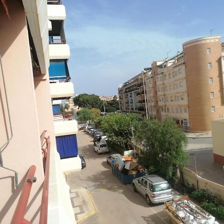 Apartamento Piso familiar con piscina y aparcamiento en Torre del Mar Exterior foto
